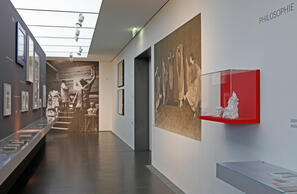 Ausstellungsansicht Kosmos Rudolf Steiner